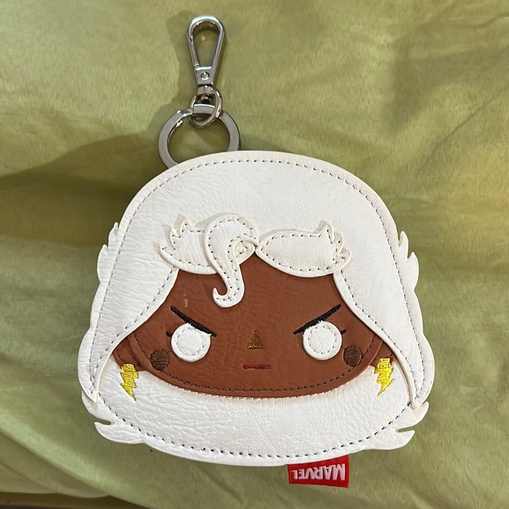 Small lounge-fly coin purse/wallet: Marvel XMen’s Storm